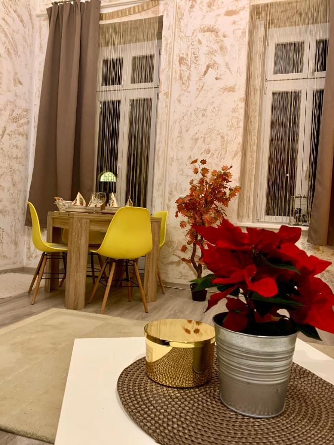 Ararat Apartman Будапеща Екстериор снимка