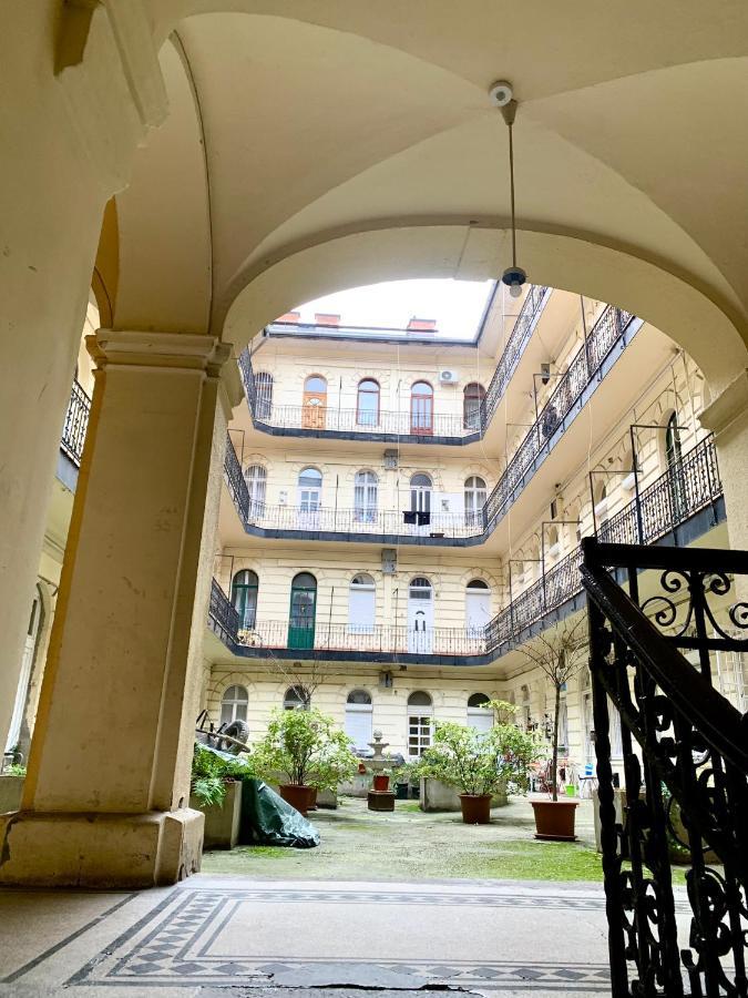 Ararat Apartman Будапеща Екстериор снимка